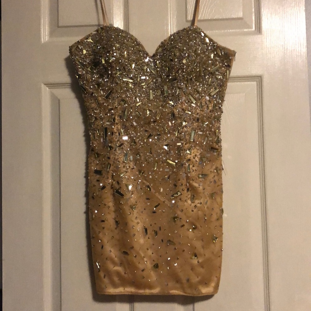 Dave & Johnny sequin mini dress
